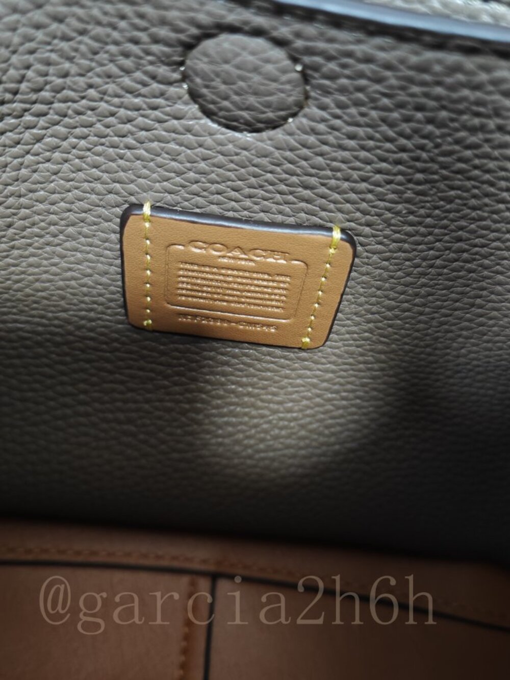 😘😘Coach Lana Shoulder Bag 23 brown - Picture 11 of 15